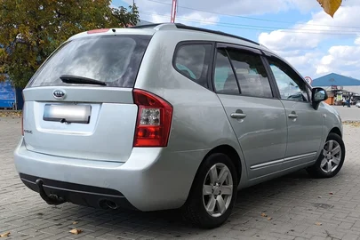 2006' Kia Carens