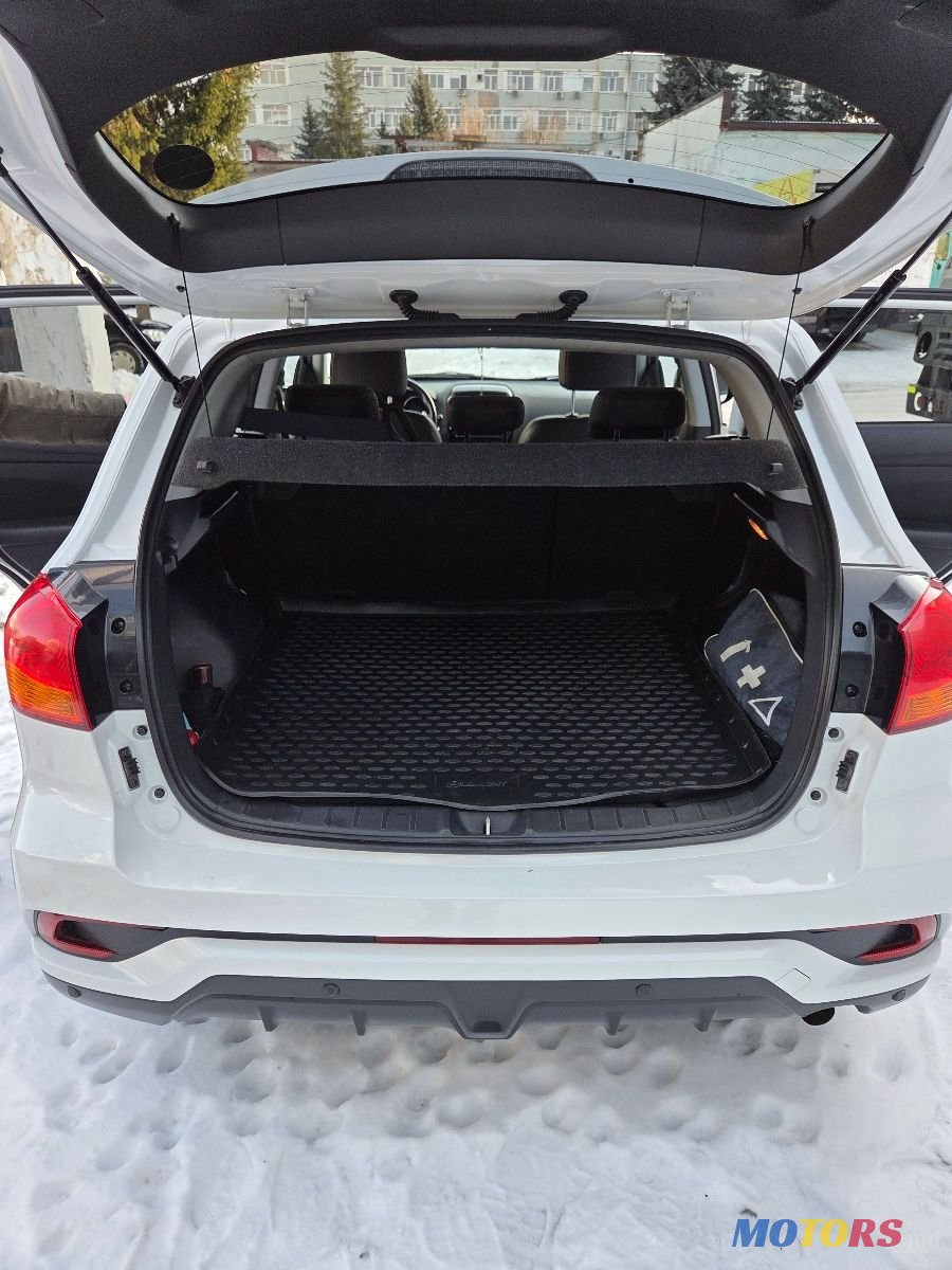 2019' Mitsubishi ASX photo #5