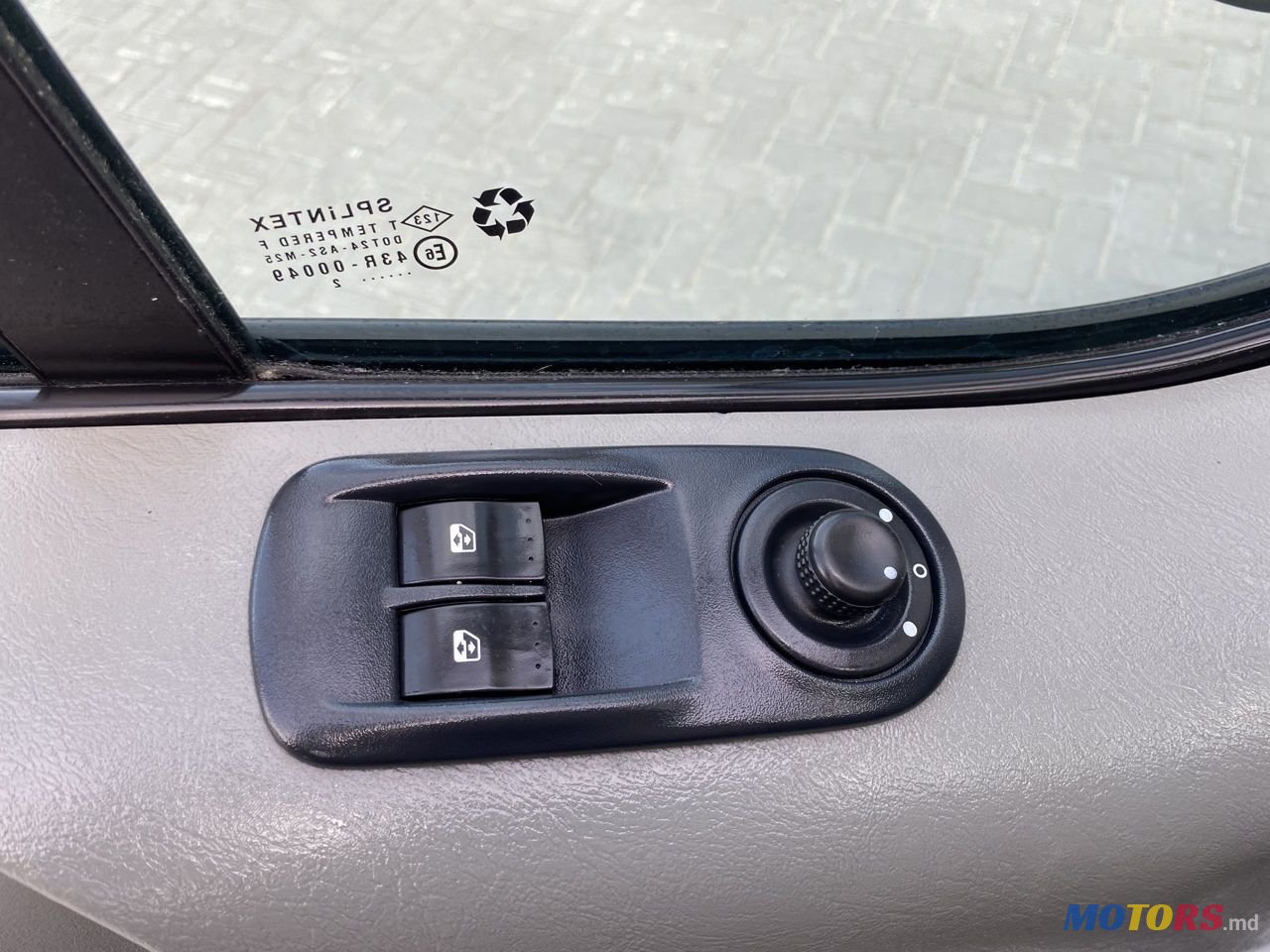 2012' Renault Trafic photo #6