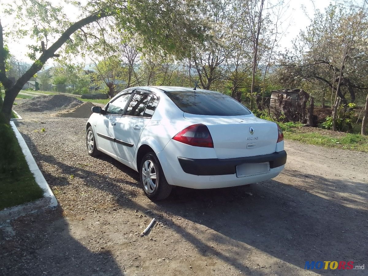 2004' Renault Megane photo #3