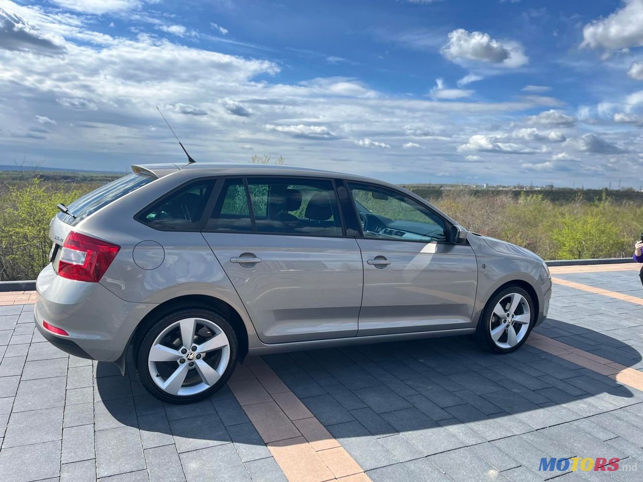 2013' Skoda Rapid photo #5