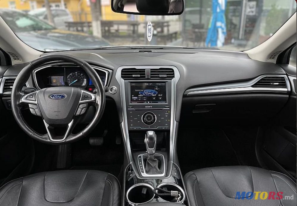 2013' Ford Fusion photo #4