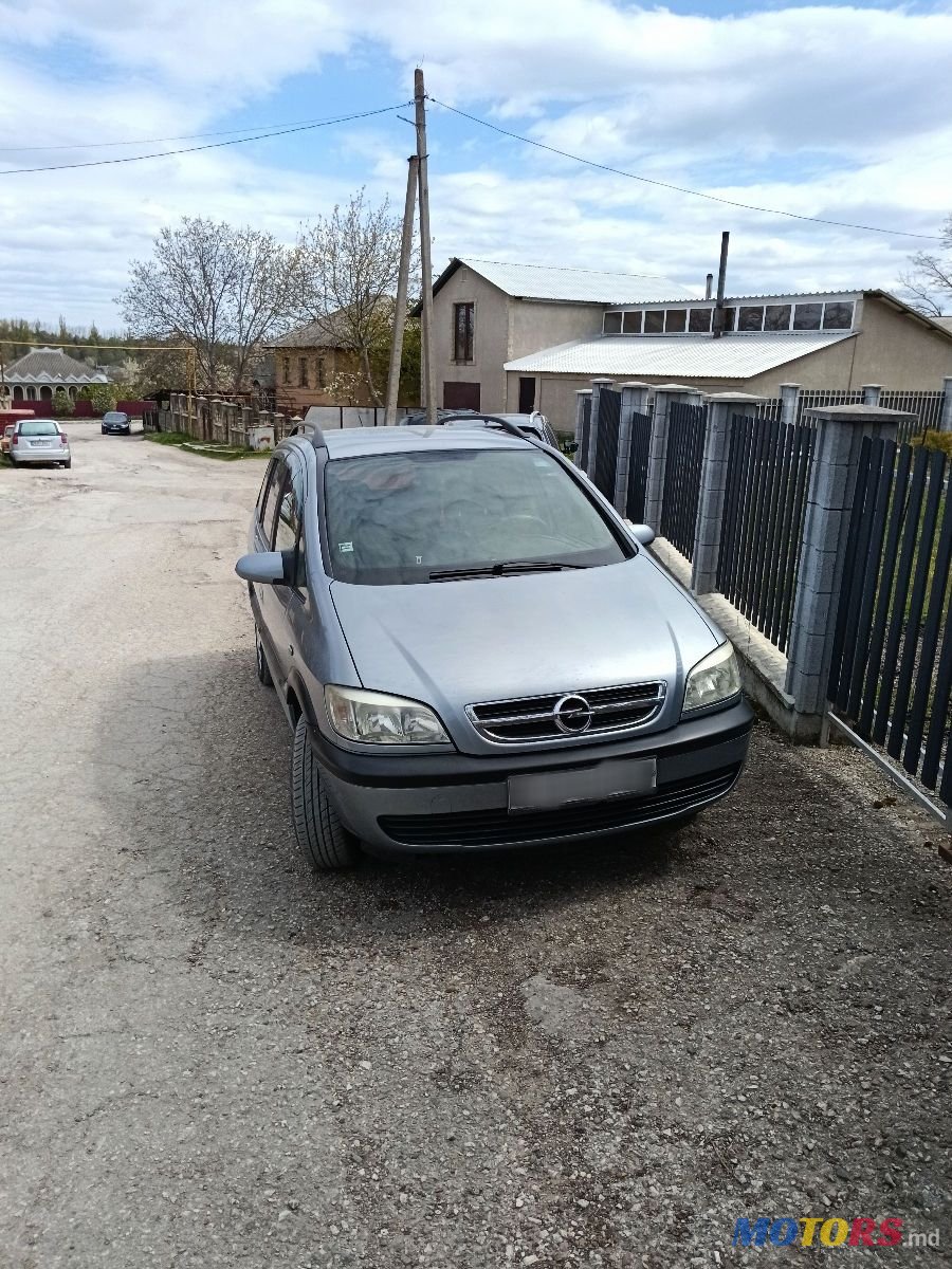 2004' Opel Zafira photo #3