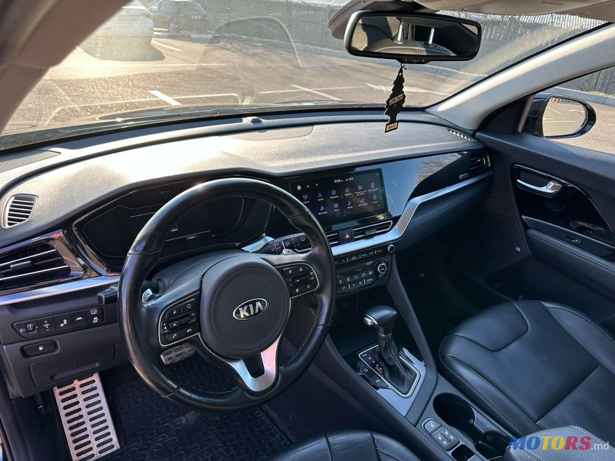 2021' Kia Niro photo #5