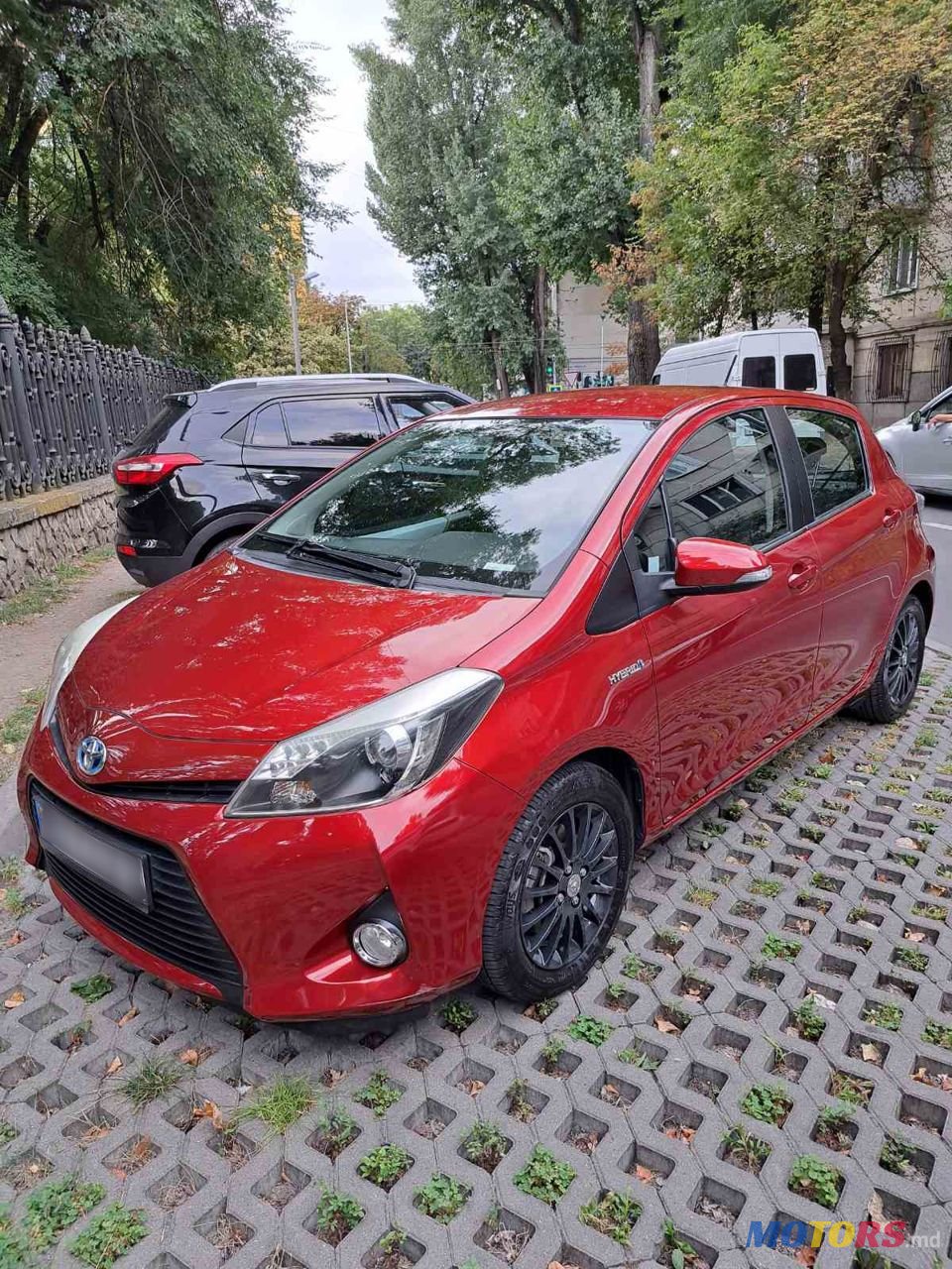 2012' Toyota Yaris photo #4