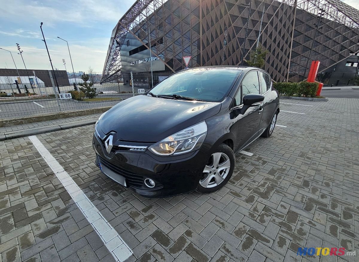 2015' Renault Clio photo #2