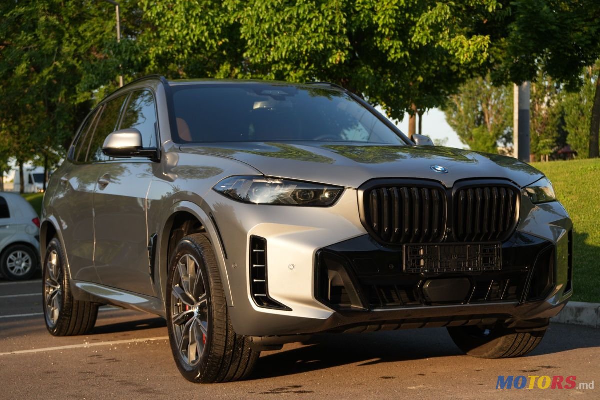 2024' BMW X5 photo #2
