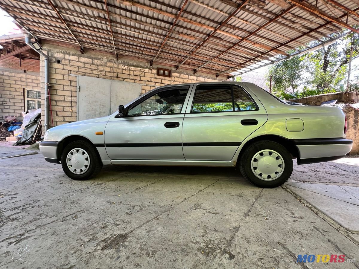 1993' Nissan Sunny photo #3