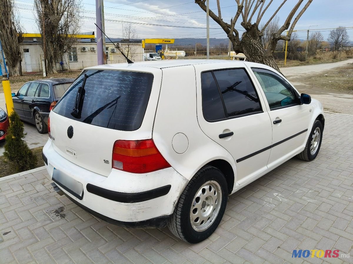 2000' Volkswagen Golf photo #4