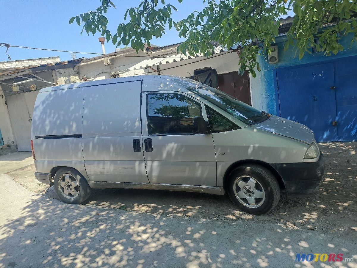 2002' Peugeot Expert photo #2