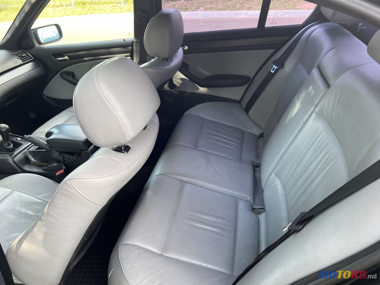 2003' BMW 3 Series photo #6