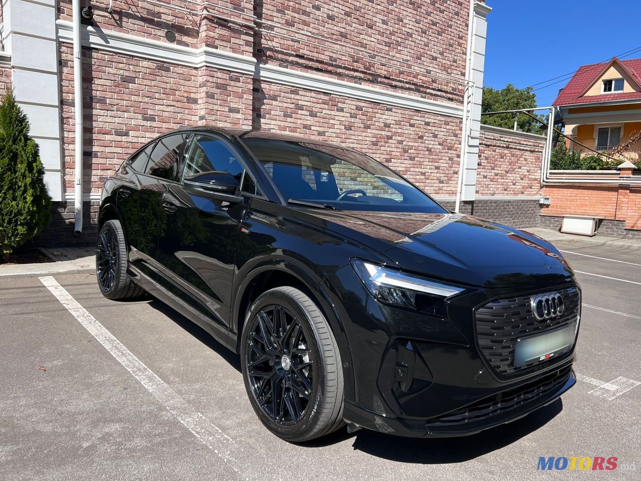 2023' Audi Q4 e-tron photo #5