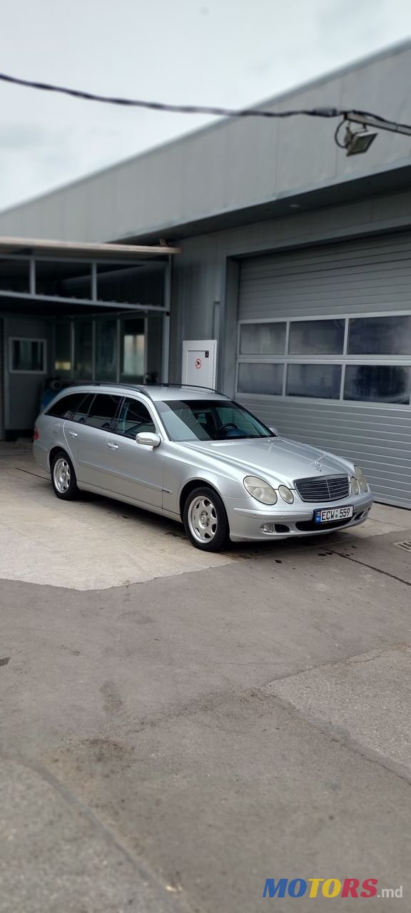 2005' Mercedes-Benz E Класс photo #1