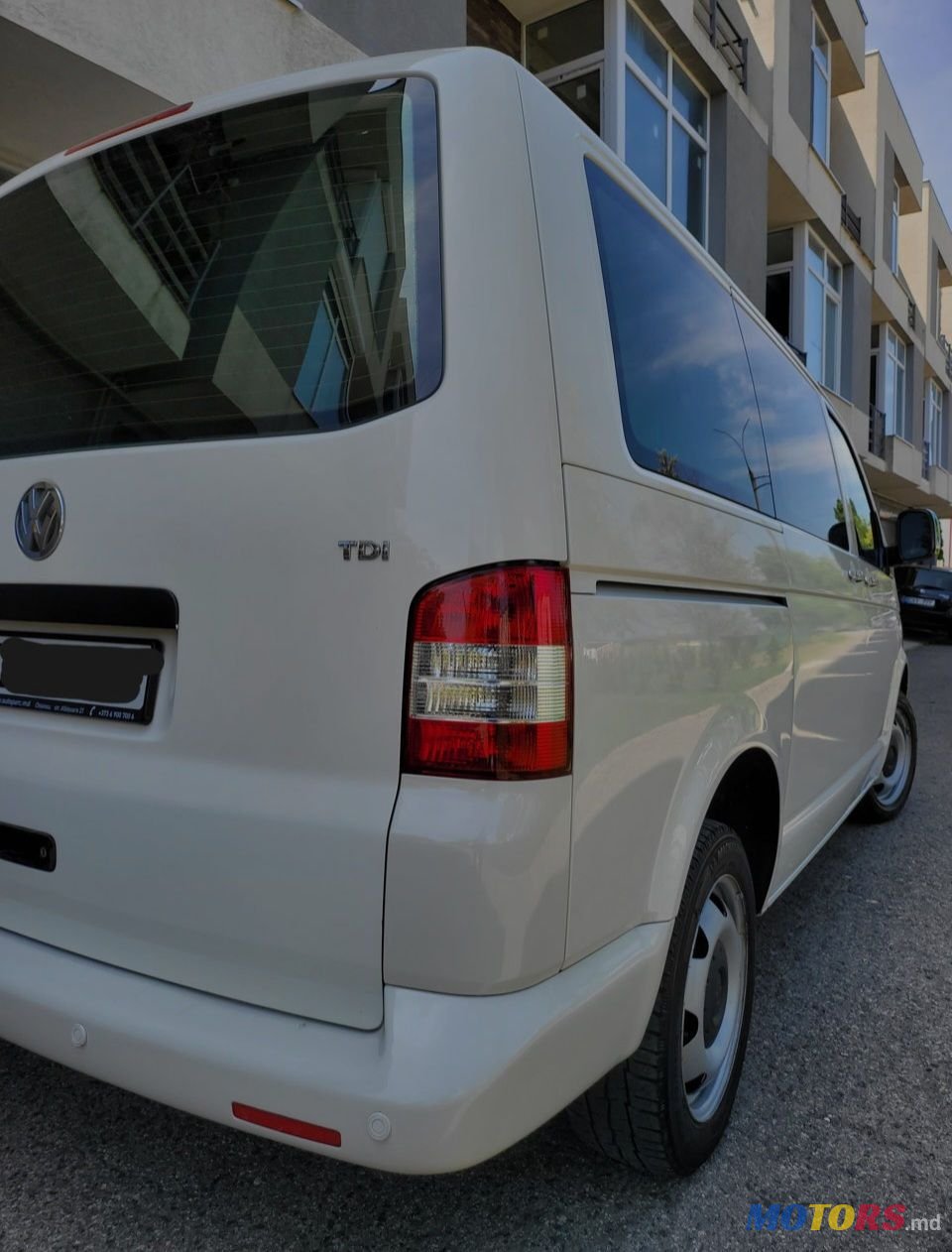 2010' Volkswagen Transporter photo #6