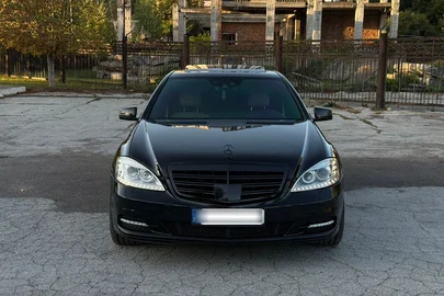 2010' Mercedes-Benz S-Class