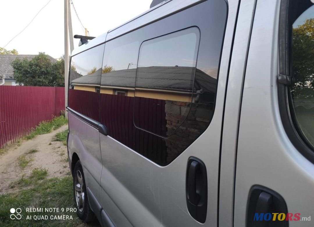 2006' Opel Vivaro photo #3