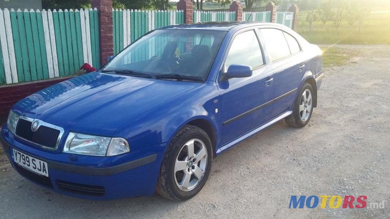 2001' Skoda Octavia photo #1