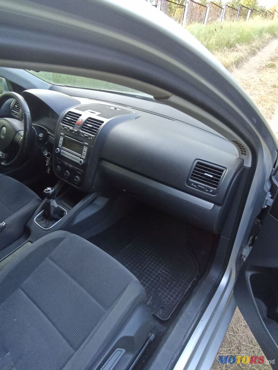 2007' Volkswagen Jetta photo #5