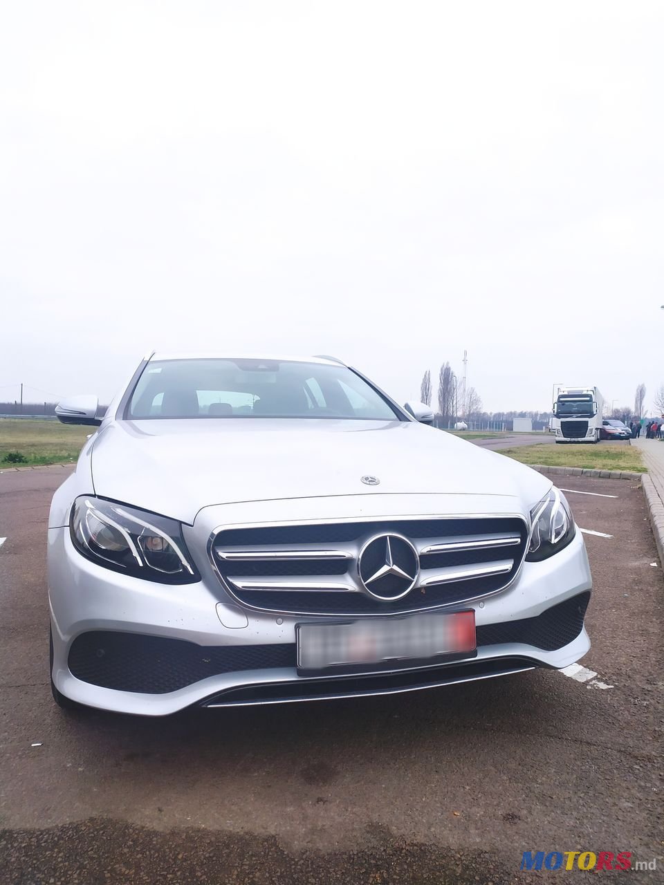 2017' Mercedes-Benz E Класс photo #1