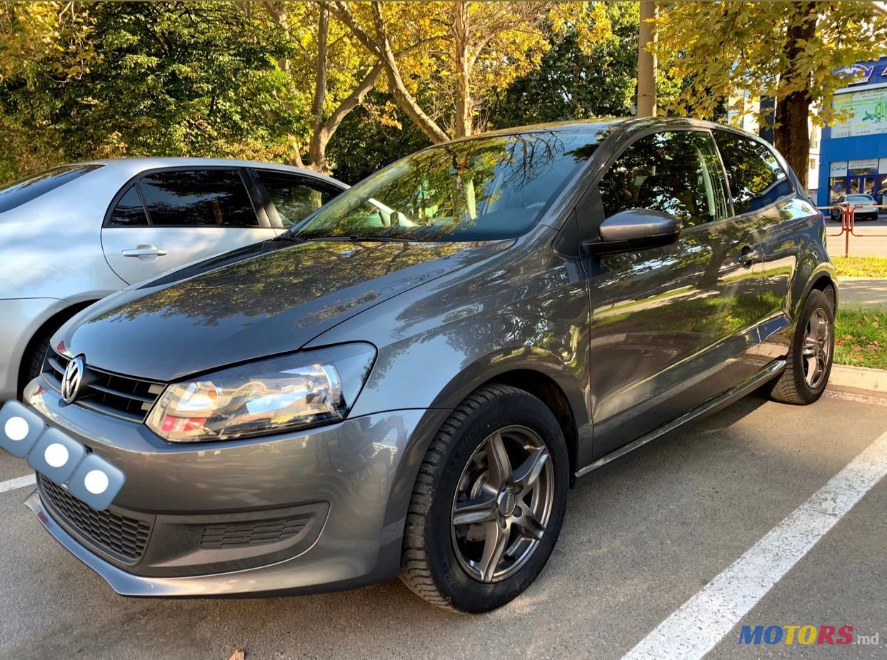 2012' Volkswagen Polo photo #1