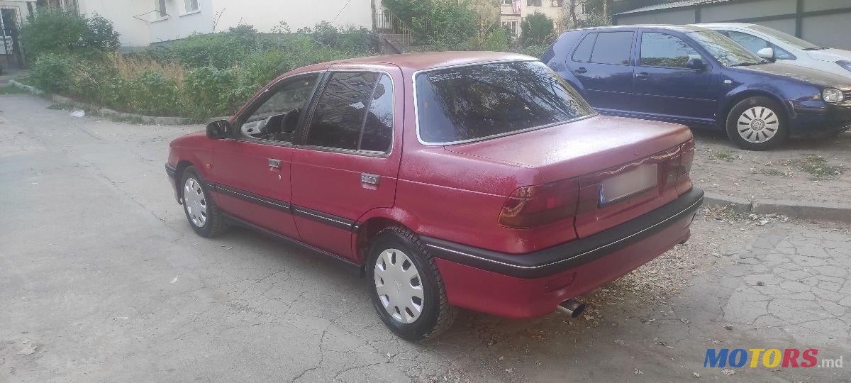 1992' Mitsubishi Galant photo #2