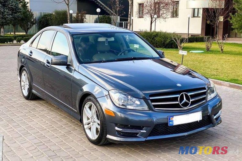 2013' Mercedes-Benz C photo #1