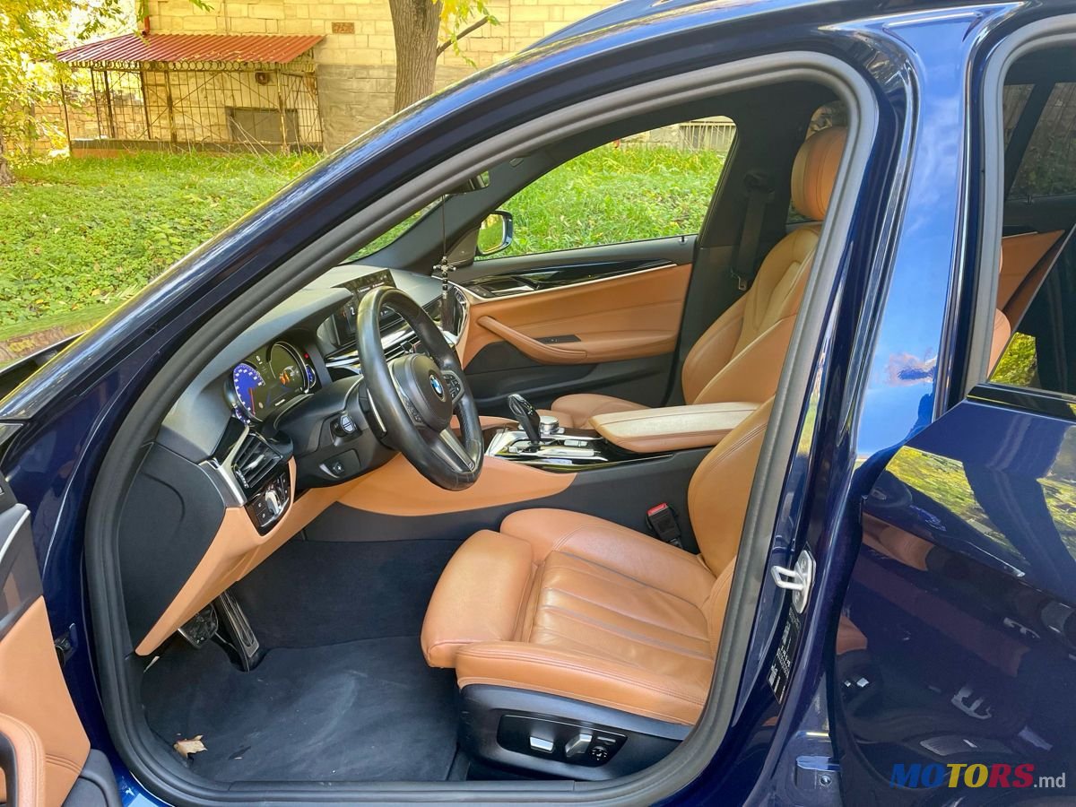 2017' BMW 5 Series photo #2