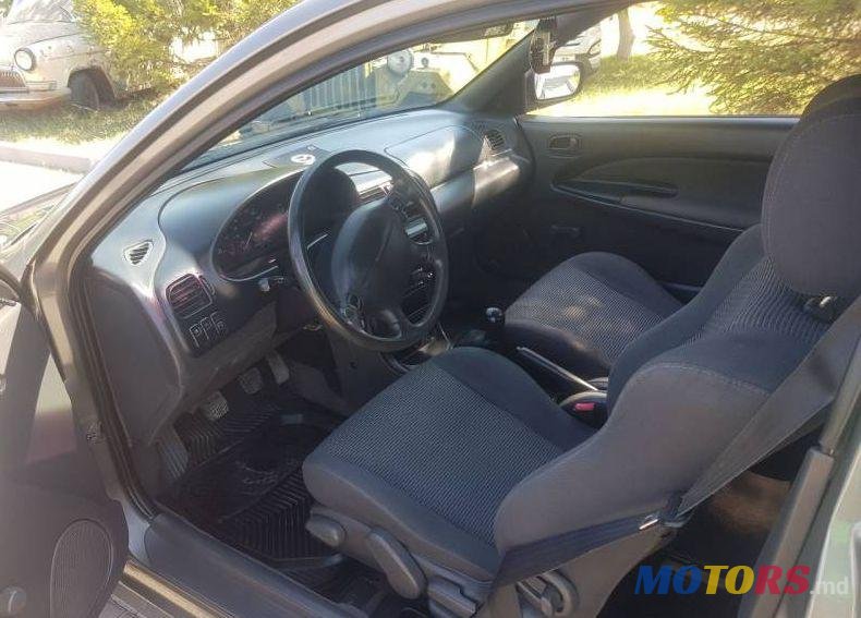 1995' Mazda 323 photo #3