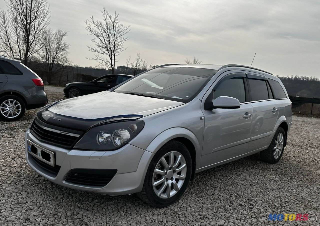2006' Opel Astra photo #1