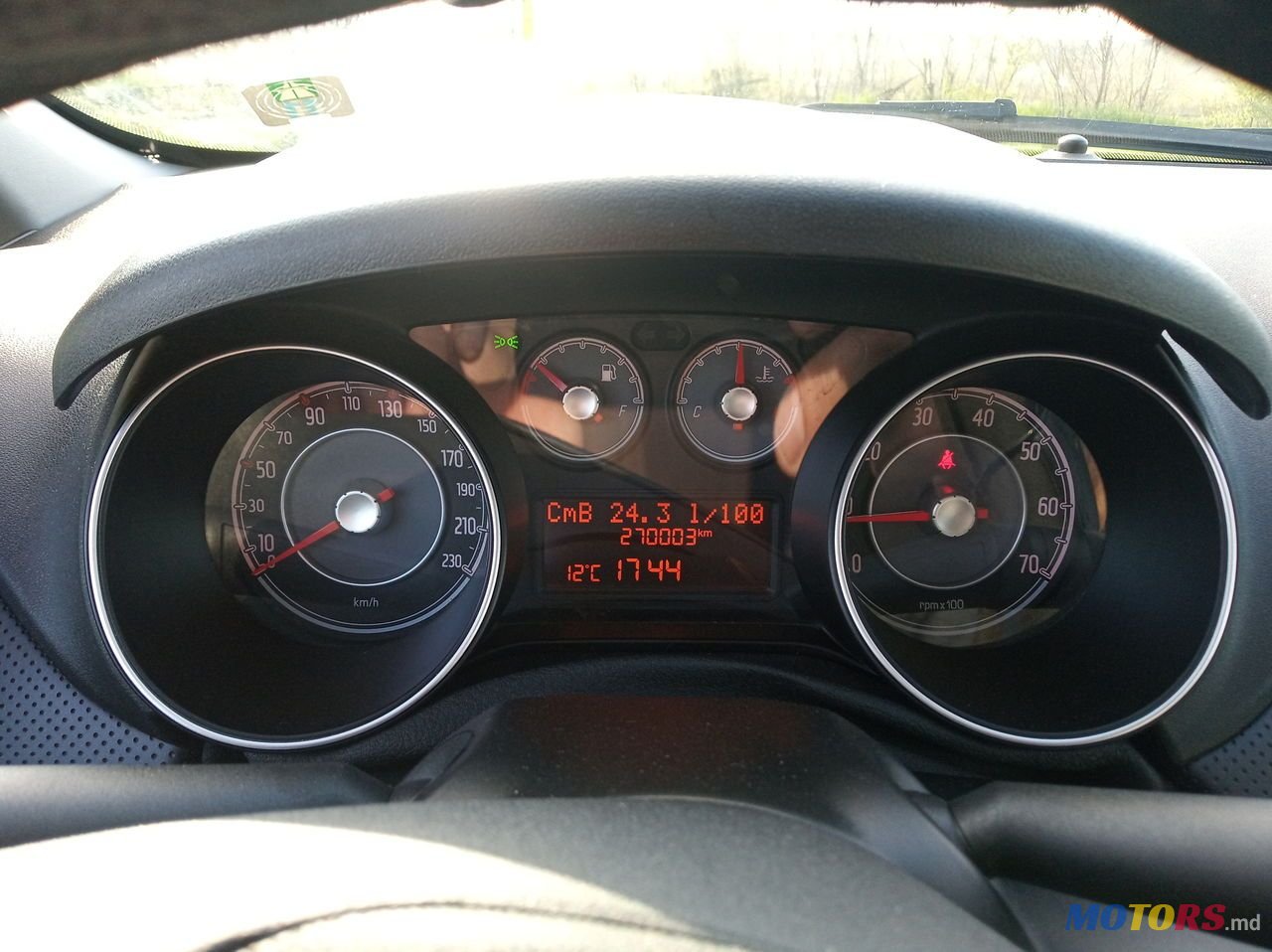 2011' Fiat Punto photo #6