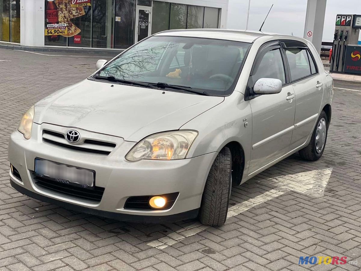 2005' Toyota Corolla photo #1
