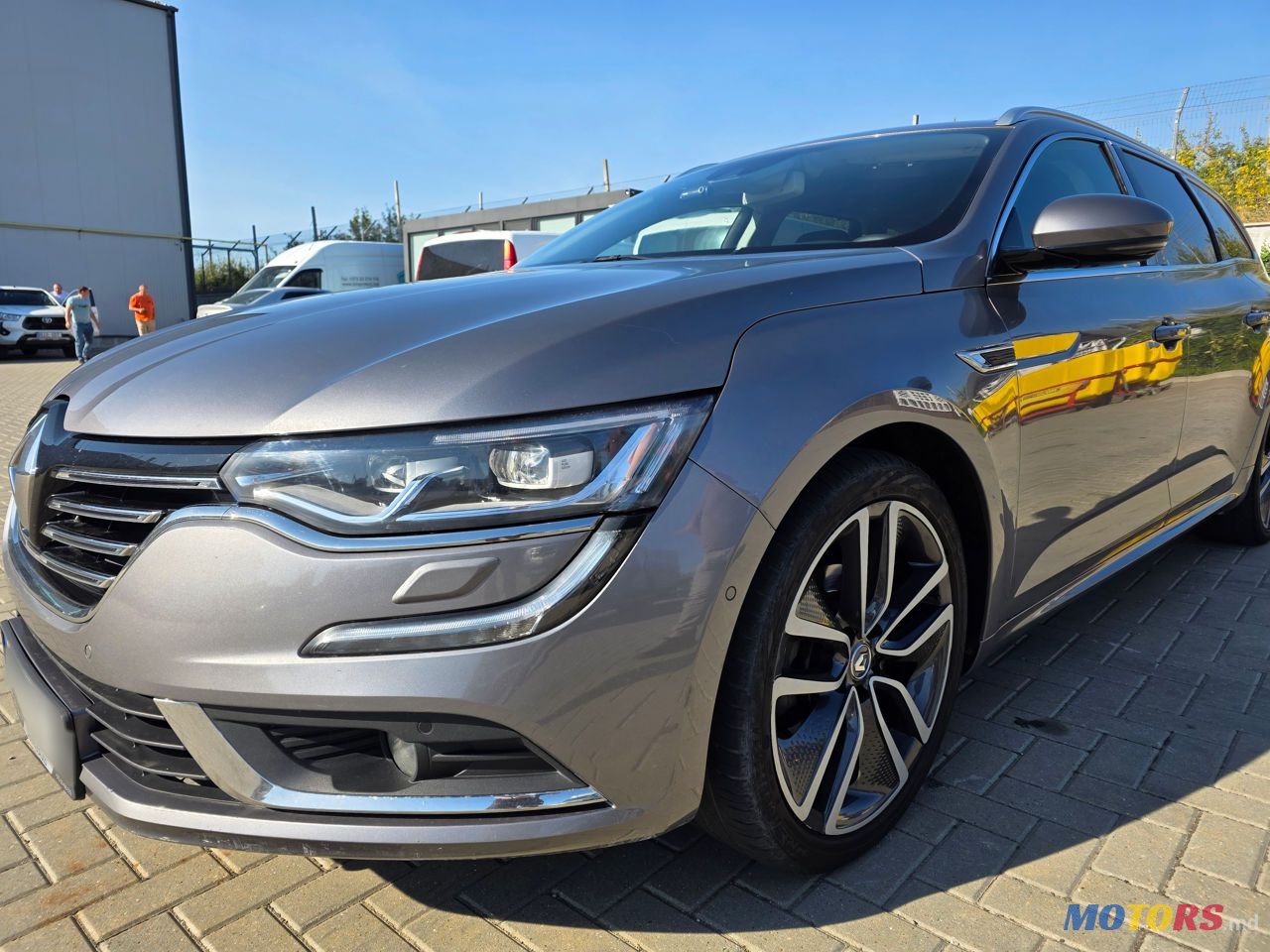 2017' Renault Talisman photo #2