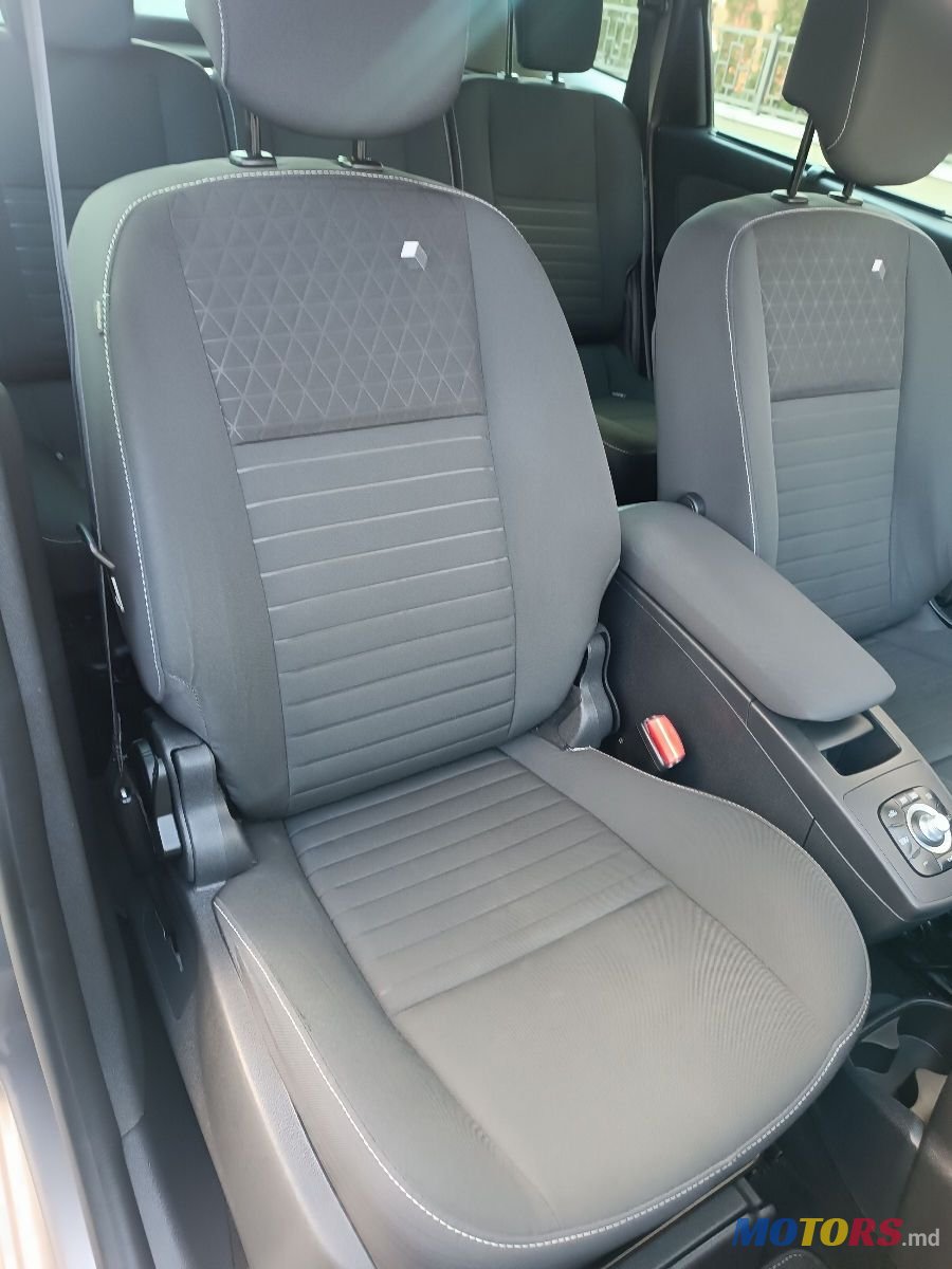 2015' Renault Grand Scenic photo #4