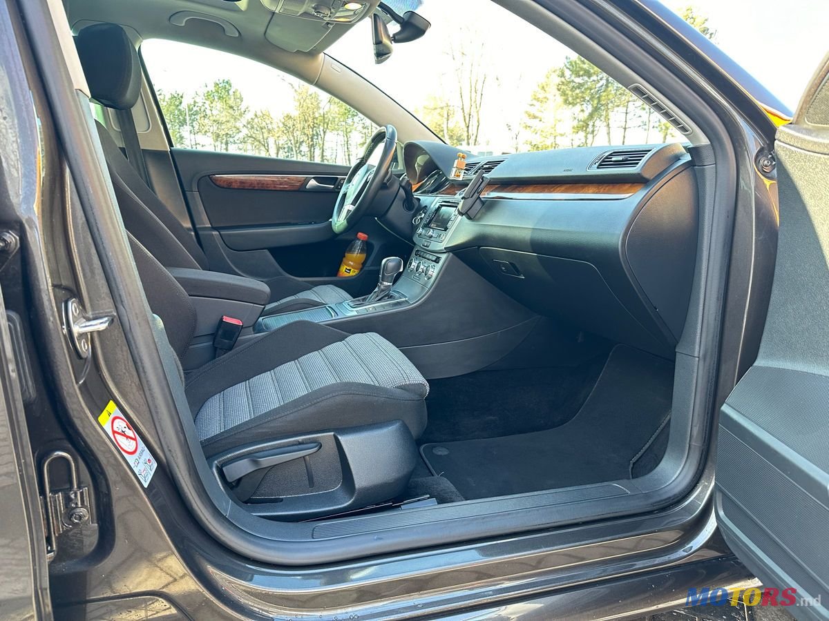 2014' Volkswagen Passat photo #6