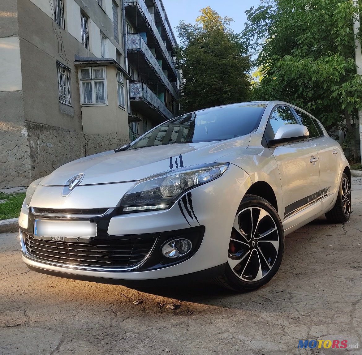 2013' Renault Megane photo #1