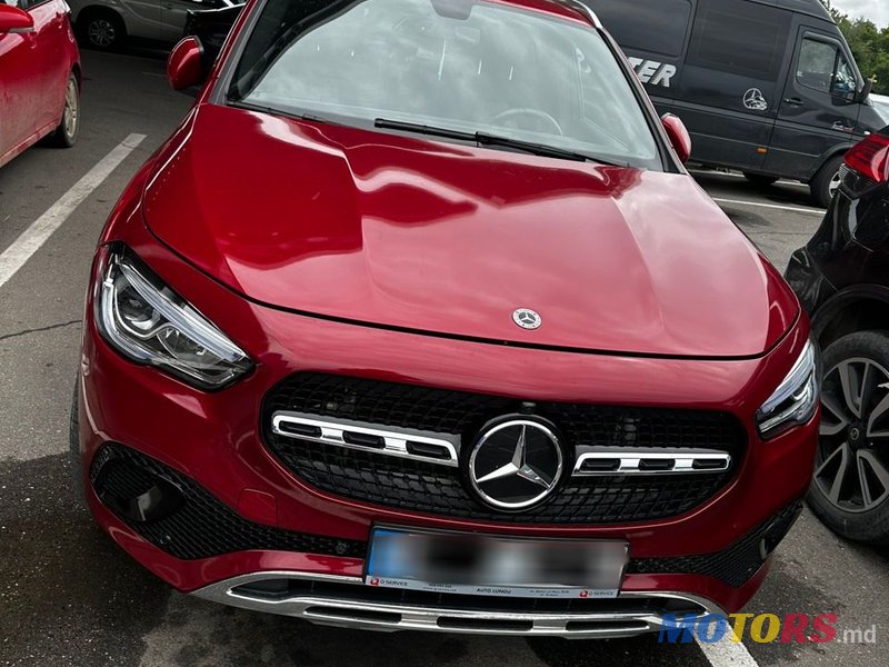 2021' Mercedes-Benz GLA photo #3