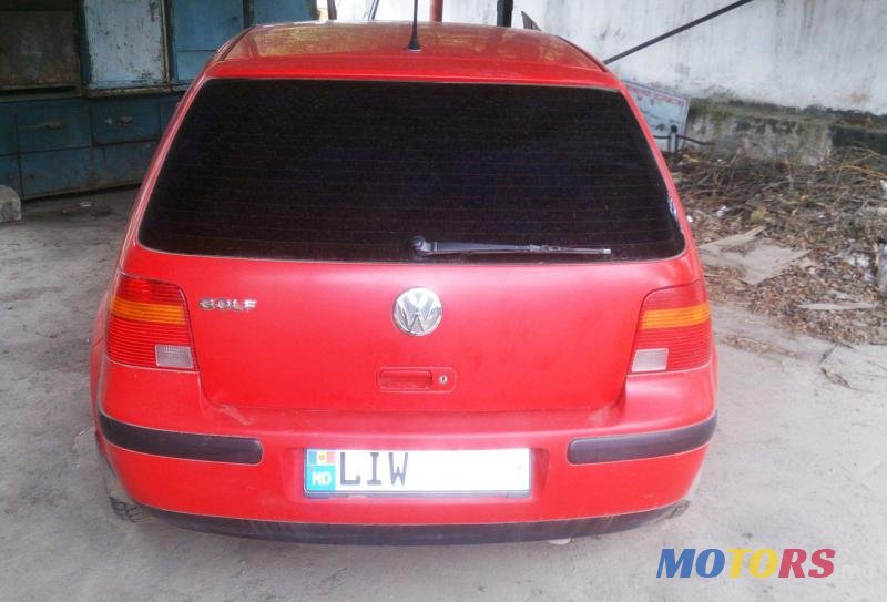 2000' Volkswagen Golf photo #2