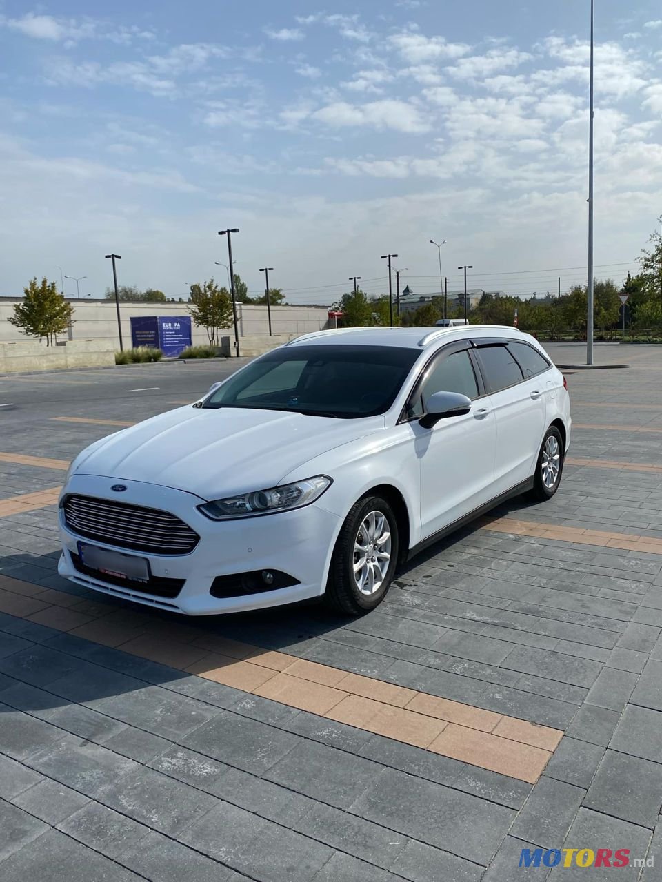 2015' Ford Mondeo photo #1