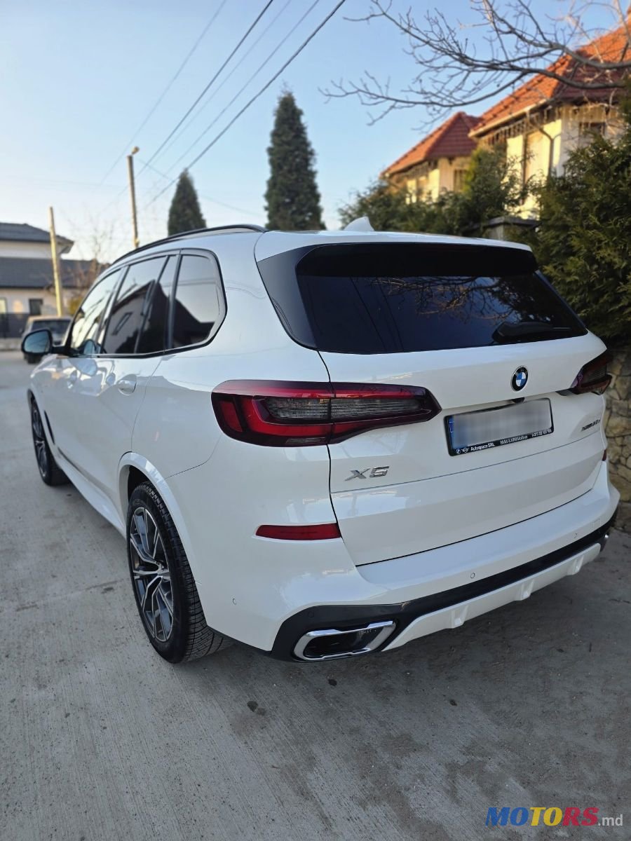2022' BMW X5 photo #3