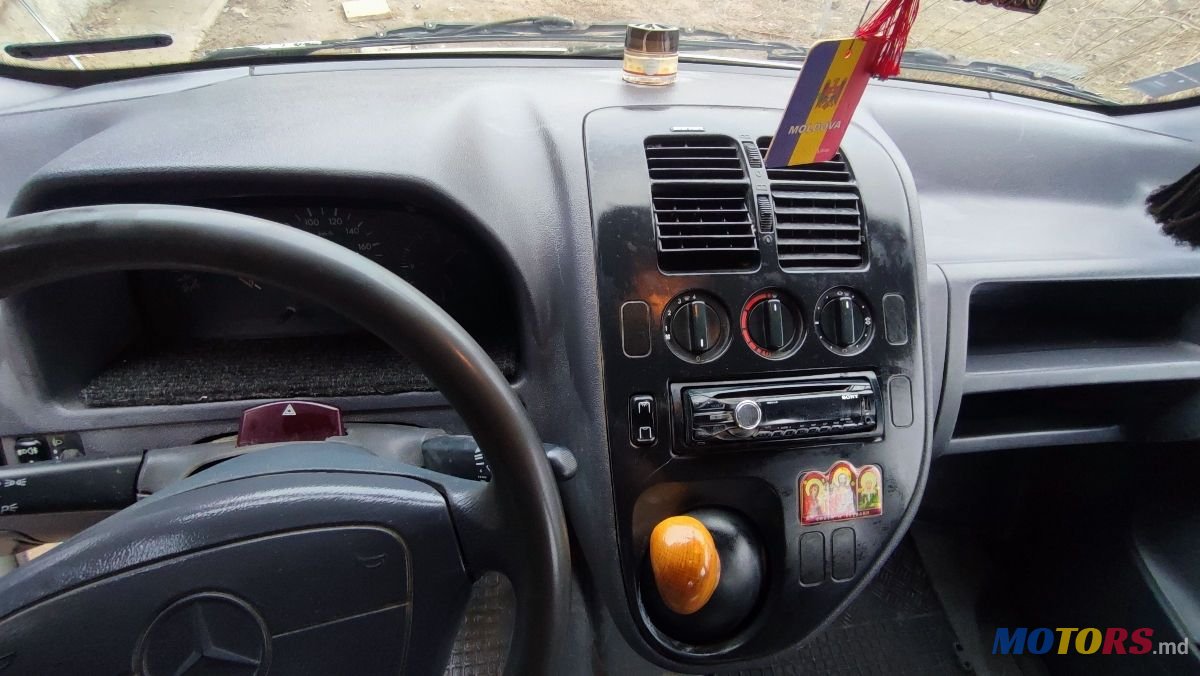 1998' Mercedes-Benz Vito photo #6