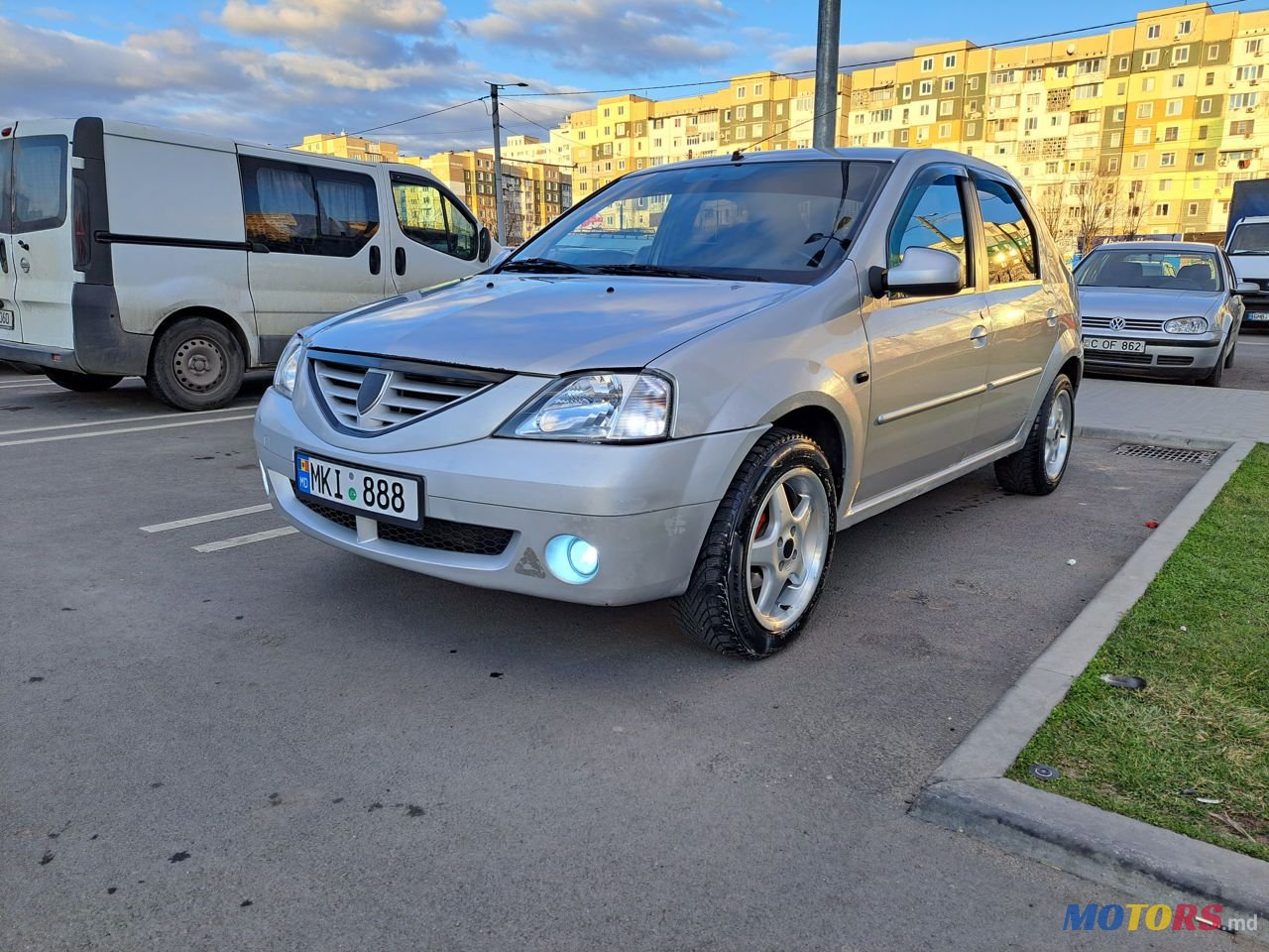 2007' Dacia Logan photo #1
