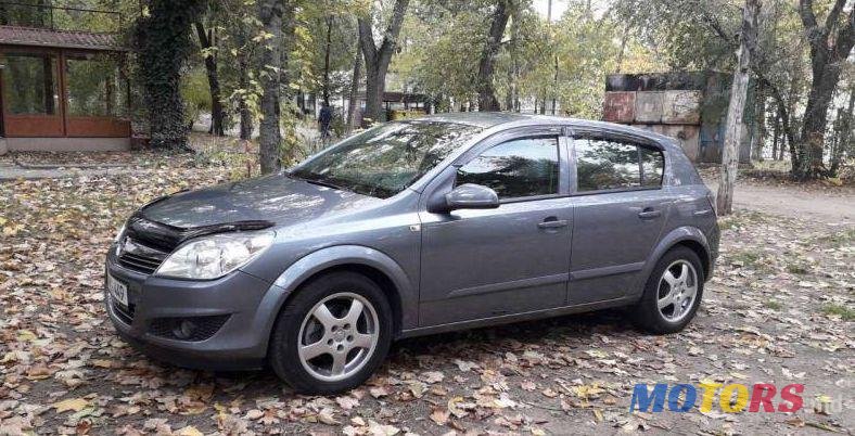 2007' Opel Astra photo #1