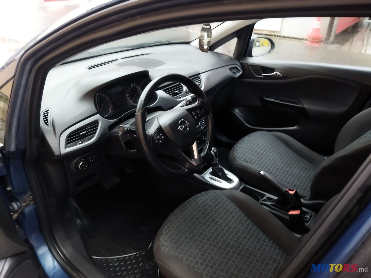 2015' Opel Corsa photo #6
