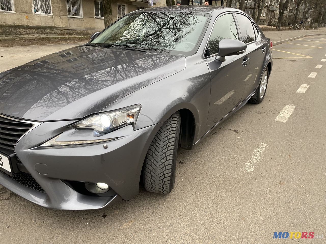 2015' Lexus Is Series photo #3