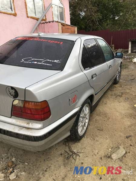 1994' BMW 3 photo #3