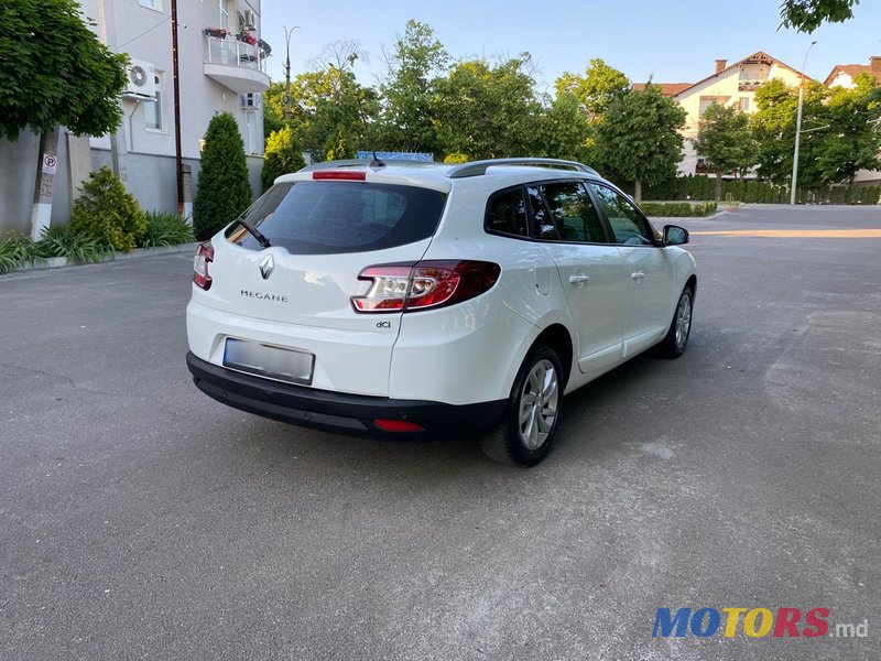 2014' Renault Megane photo #5