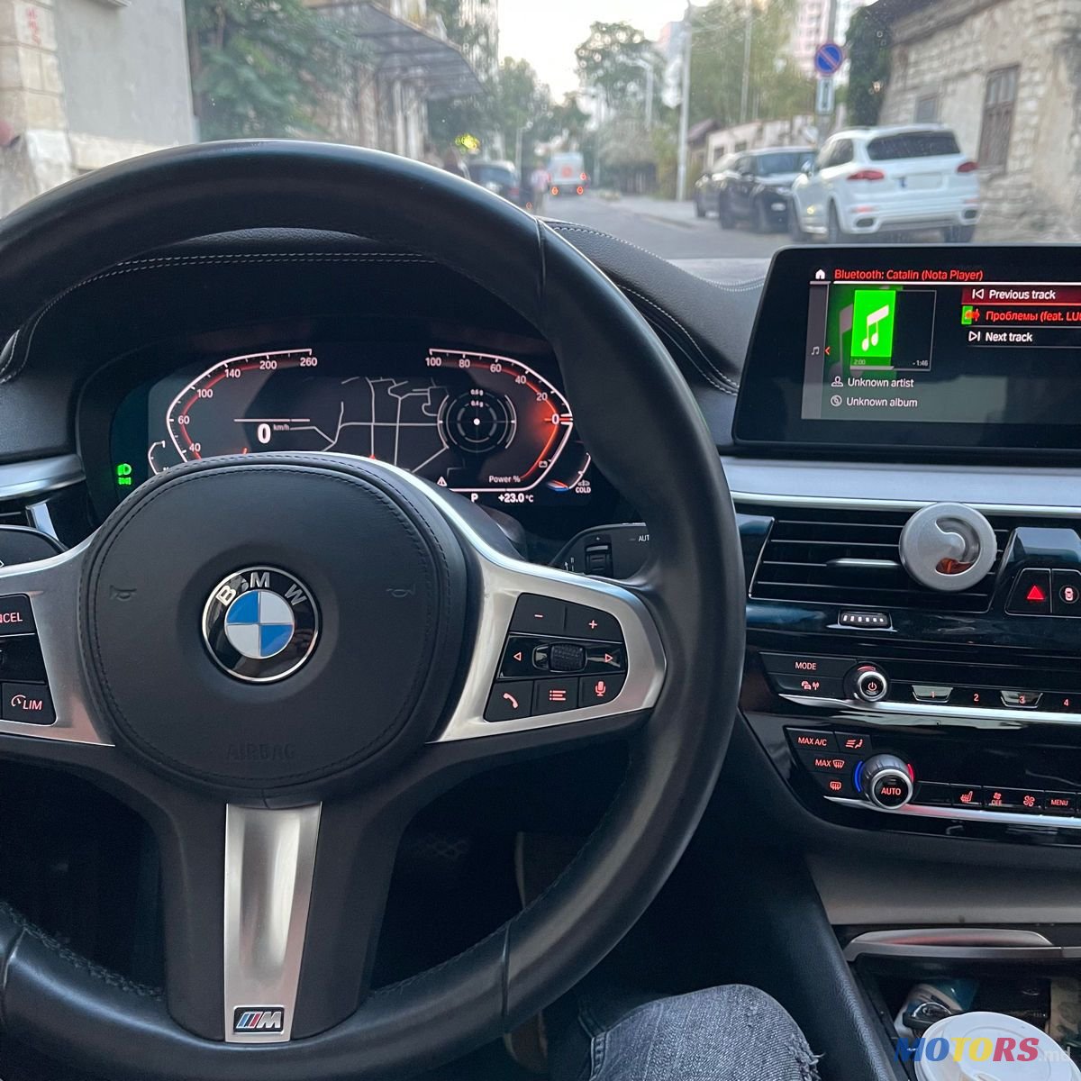 2020' BMW 5 Series photo #5