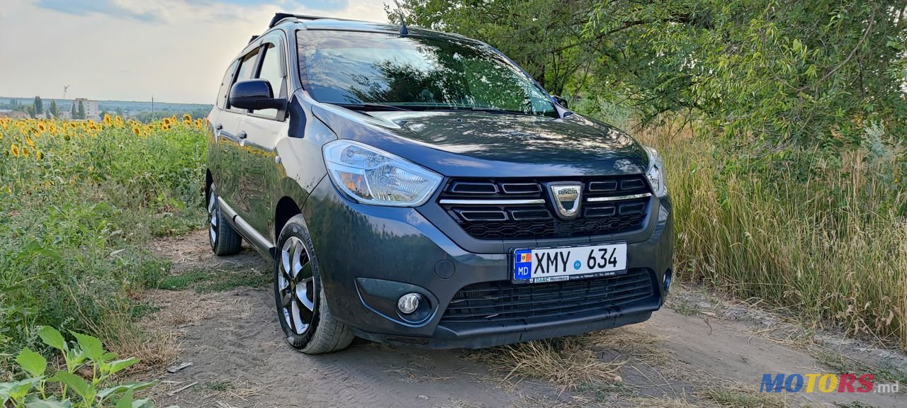 2020' Dacia Lodgy photo #2