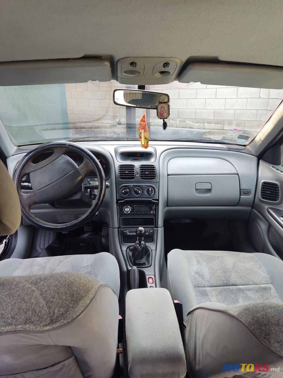 2000' Renault Laguna photo #2