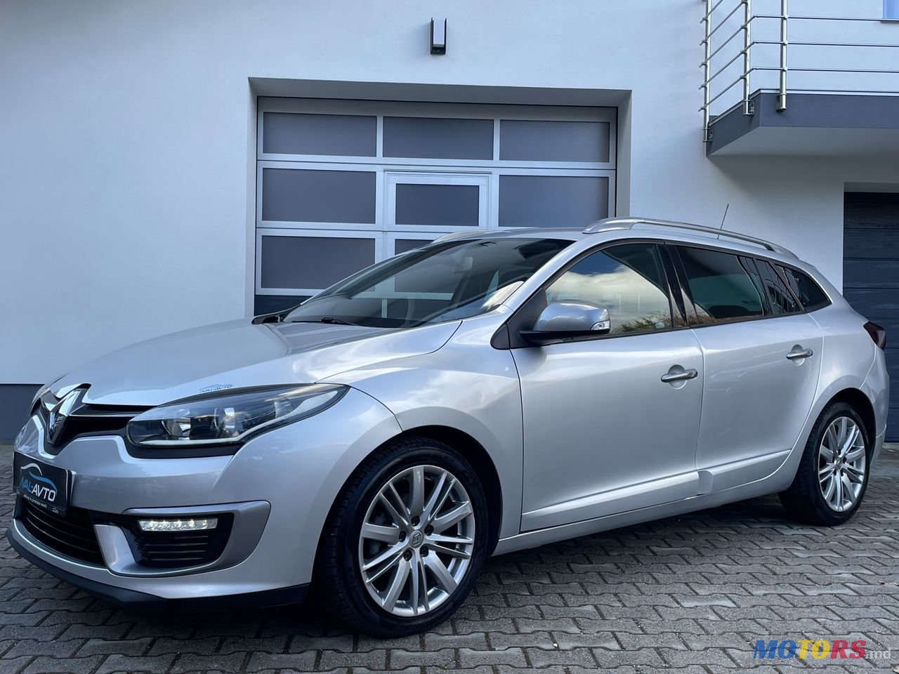 2015' Renault Megane photo #2